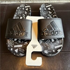 Adidas Unisex ADILETTE COMFORT Slides Men Size 11 / Women Size 12